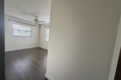 House in Lake Placid, Florida 3 bedrooms, 114.36 sq.m. № 2400295 - photo 20