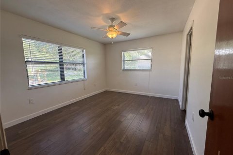 House in Lake Placid, Florida 3 bedrooms, 114.36 sq.m. № 2400295 - photo 11