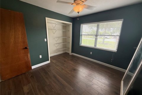 House in Lake Placid, Florida 3 bedrooms, 114.36 sq.m. № 2400295 - photo 19