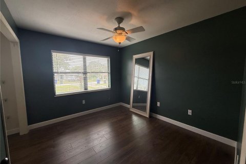 House in Lake Placid, Florida 3 bedrooms, 114.36 sq.m. № 2400295 - photo 18