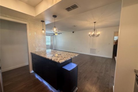 House in Lake Placid, Florida 3 bedrooms, 114.36 sq.m. № 2400295 - photo 30