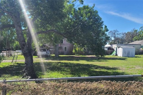House in Largo, Florida 3 bedrooms, 130.43 sq.m. № 1716662 - photo 15