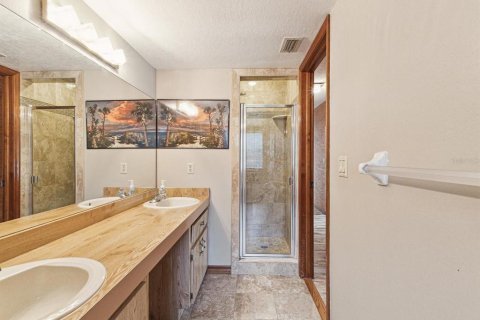 Casa en venta en Weeki Wachee, Florida, 3 dormitorios, 210.7 m2 № 1687518 - foto 20