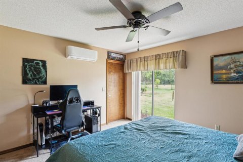 Casa en venta en Weeki Wachee, Florida, 3 dormitorios, 210.7 m2 № 1687518 - foto 23