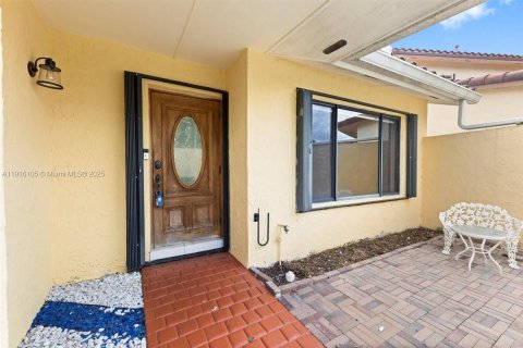 Купить виллу или дом в Майами, Флорида 3 спальни, 167.87м2, № 1974051 - фото 6