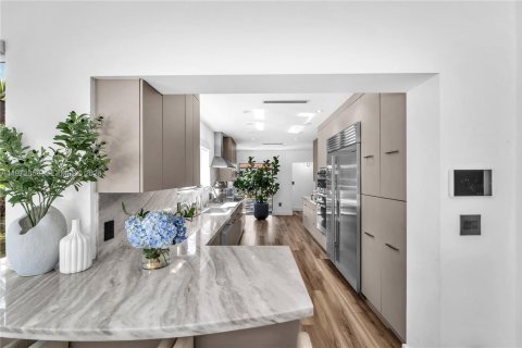 Купить виллу или дом в Корал-Гейблс, Флорида 3 спальни, 266.63м2, № 2036432 - фото 27