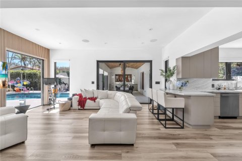 Купить виллу или дом в Корал-Гейблс, Флорида 3 спальни, 266.63м2, № 2036432 - фото 24