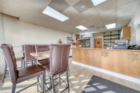 Immobilier commercial à vendre à Hialeah Gardens, Floride № 2004077 - photo 23