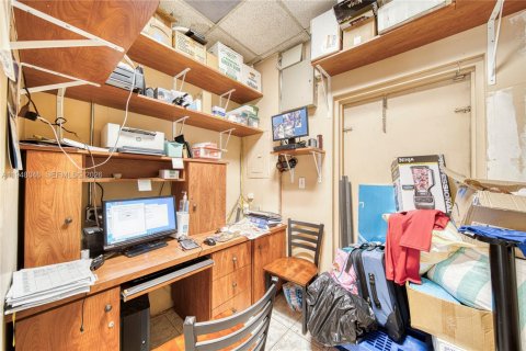 Immobilier commercial à vendre à Hialeah Gardens, Floride № 2004077 - photo 22