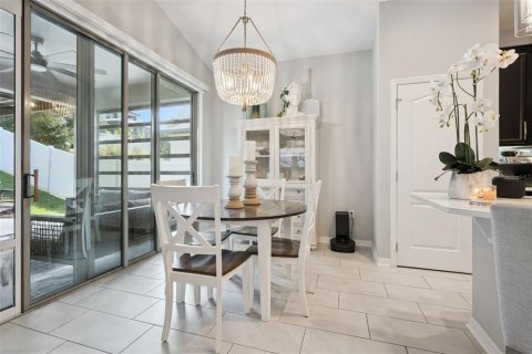 Villa ou maison à vendre à Clermont, Floride: 3 chambres, 162.86 m2 № 2418716 - photo 11