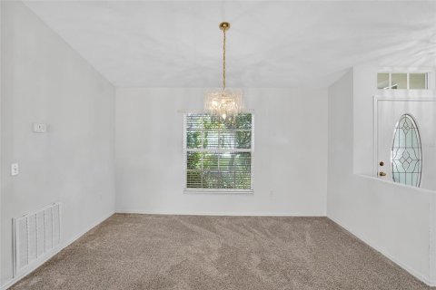 House in Tampa, Florida 3 bedrooms, 153.75 sq.m. № 1910712 - photo 11