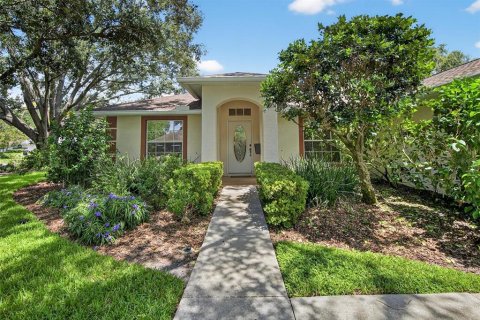 House in Tampa, Florida 3 bedrooms, 153.75 sq.m. № 1910712 - photo 5