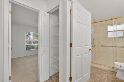 House in Tampa, Florida 3 bedrooms, 153.75 sq.m. № 1910712 - photo 24
