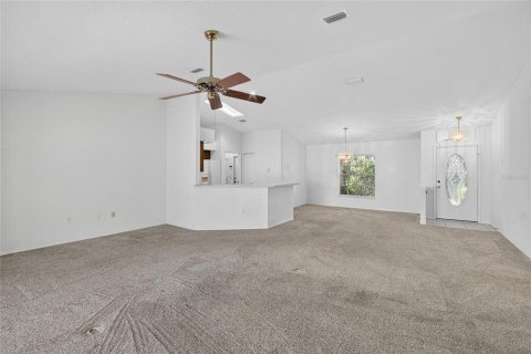 House in Tampa, Florida 3 bedrooms, 153.75 sq.m. № 1910712 - photo 16