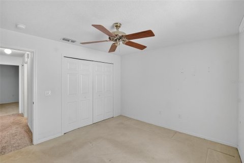 House in Tampa, Florida 3 bedrooms, 153.75 sq.m. № 1910712 - photo 25