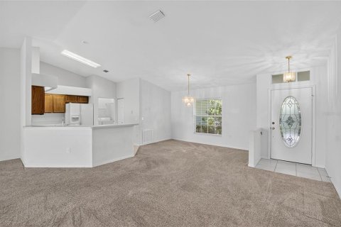 House in Tampa, Florida 3 bedrooms, 153.75 sq.m. № 1910712 - photo 10