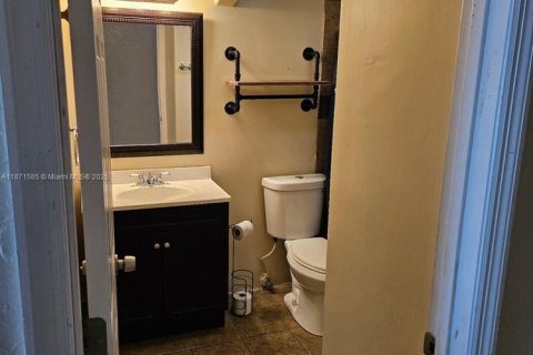 Condo in Ormond Beach, Florida № 1979905 - photo 3