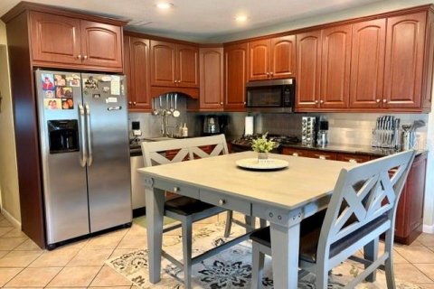 Casa en venta en Safety Harbor, Florida, 3 dormitorios, 157 m2 № 2200514 - foto 3