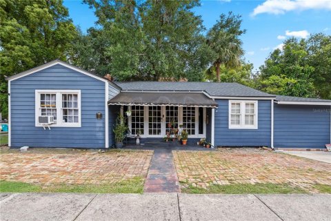 House in Orlando, Florida 2 bedrooms, 105.72 sq.m. № 2319166