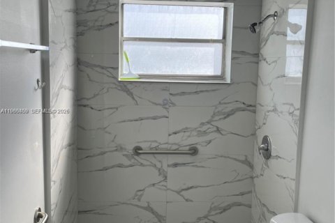 Copropriété à louer à North Miami, Floride: 2 chambres, 82.31 m2 № 2044921 - photo 21