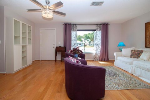 House in Bradenton, Florida 2 bedrooms, 114.83 sq.m. № 1873751 - photo 15