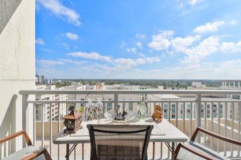 Купить кондоминиум в Майами, Флорида 1 спальня, 61.04м2, № 2053468 - фото 5