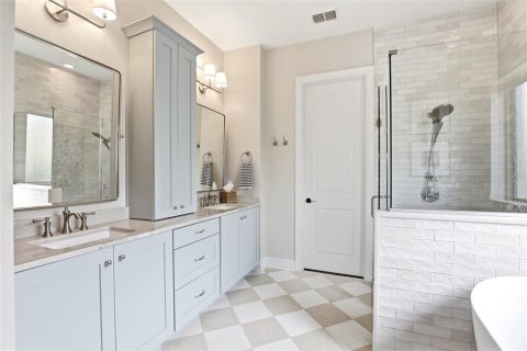 Casa en venta en Winter Park, Florida, 4 dormitorios, 301.84 m2 № 2114576 - foto 26