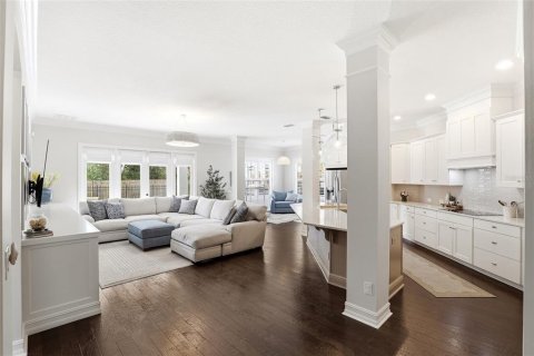 Casa en venta en Winter Park, Florida, 4 dormitorios, 301.84 m2 № 2114576 - foto 8