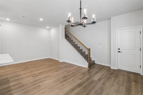 Townhouse in Orlando, Florida 3 bedrooms, 179.49 sq.m. № 2259327 - photo 10