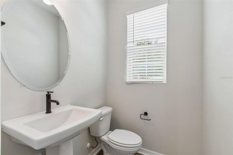 Townhouse in Orlando, Florida 3 bedrooms, 179.49 sq.m. № 2259327 - photo 13