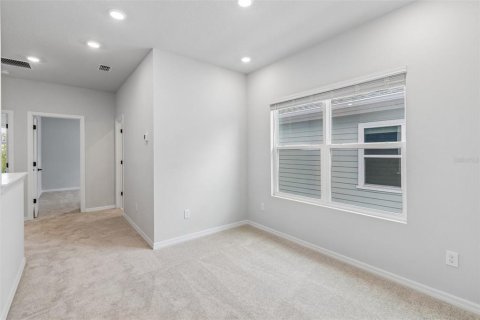 Townhouse in Orlando, Florida 3 bedrooms, 179.49 sq.m. № 2259327 - photo 21