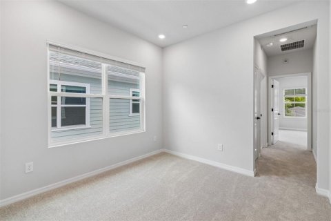 Townhouse in Orlando, Florida 3 bedrooms, 179.49 sq.m. № 2259327 - photo 20