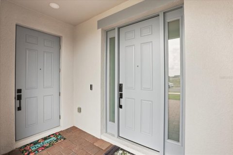 House in Mount Dora, Florida 6 bedrooms, 430.88 sq.m. № 2142545 - photo 4