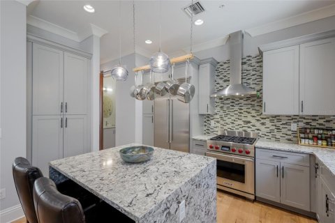 Casa en venta en Sarasota, Florida, 3 dormitorios, 212.84 m2 № 2386058 - foto 2