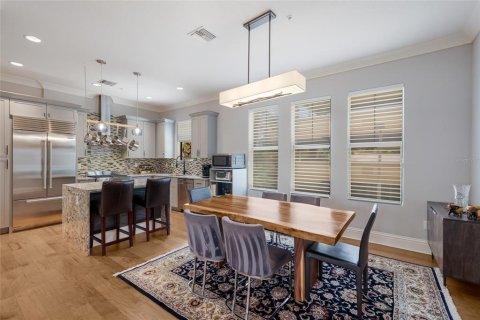 Casa en venta en Sarasota, Florida, 3 dormitorios, 212.84 m2 № 2386058 - foto 4