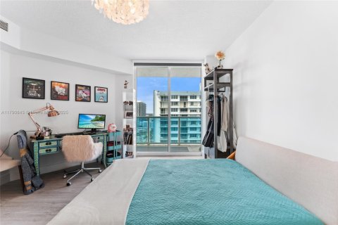 Condominio en venta en North Bay Village, Florida, 2 dormitorios, 113.43 m2 № 1656250 - foto 11