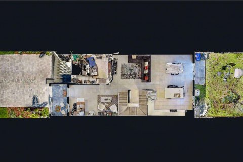 Townhouse in Homestead, Florida 3 bedrooms, 169.73 sq.m. № 1882233 - photo 29
