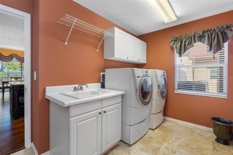 Casa en venta en Palm Harbor, Florida, 4 dormitorios, 311.41 m2 № 2121339 - foto 26