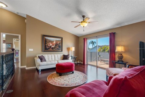 Casa en venta en Palm Harbor, Florida, 4 dormitorios, 311.41 m2 № 2121339 - foto 21
