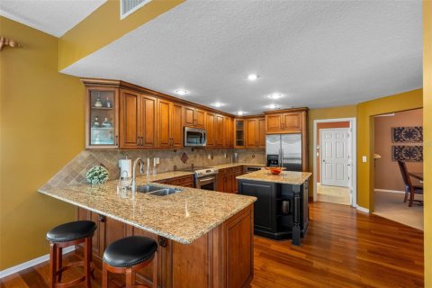 Casa en venta en Palm Harbor, Florida, 4 dormitorios, 311.41 m2 № 2121339 - foto 10