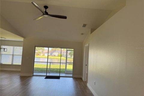 Villa ou maison à louer à Bradenton, Floride: 3 chambres, 129.78 m2 № 2105198 - photo 8