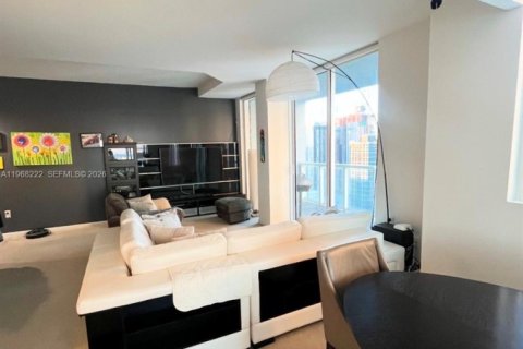 Condo in Miami, Florida, 2 bedrooms  № 2189933 - photo 9
