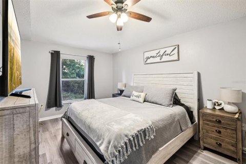 House in Orlando, Florida 3 bedrooms, 117.8 sq.m. № 1778333 - photo 4