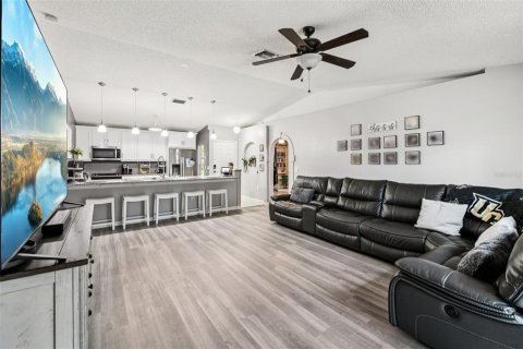 House in Orlando, Florida 3 bedrooms, 117.8 sq.m. № 1778333 - photo 3
