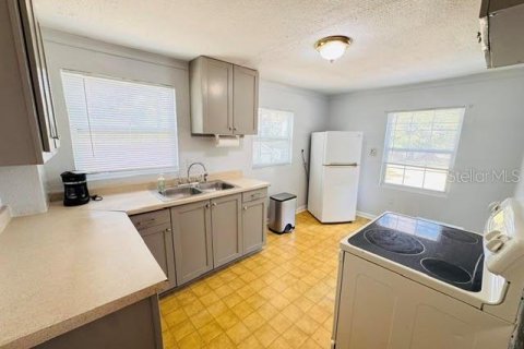 Apartment in Orlando, Florida 2 bedrooms, 74.32 sq.m. № 2217021 - photo 13