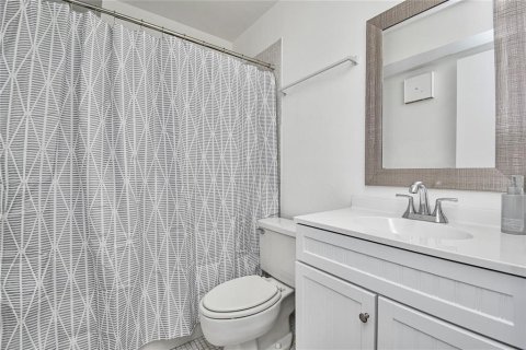 Condominio en venta en Tamarac, Florida, 2 dormitorios, 96.62 m2 № 2189147 - foto 15