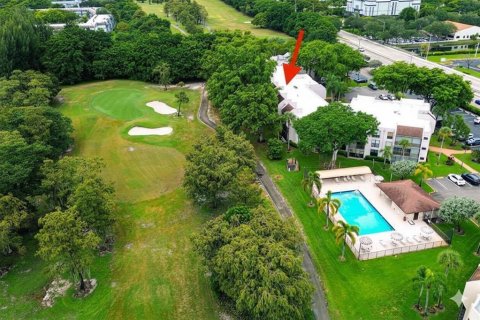 Condominio en venta en Tamarac, Florida, 2 dormitorios, 96.62 m2 № 2189147 - foto 3