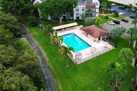 Condominio en venta en Tamarac, Florida, 2 dormitorios, 96.62 m2 № 2189147 - foto 30