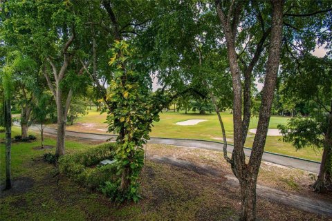 Condominio en venta en Tamarac, Florida, 2 dormitorios, 96.62 m2 № 2189147 - foto 19