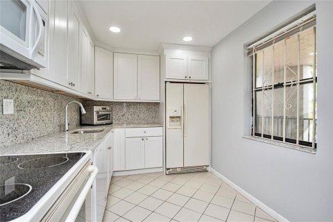 Condominio en venta en Tamarac, Florida, 2 dormitorios, 96.62 m2 № 2189147 - foto 6